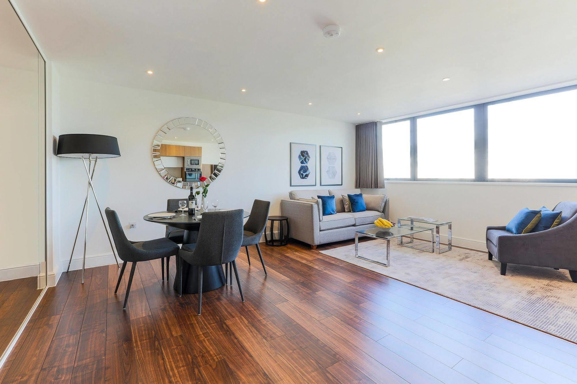Swiss Cottage One London Ngoại thất bức ảnh