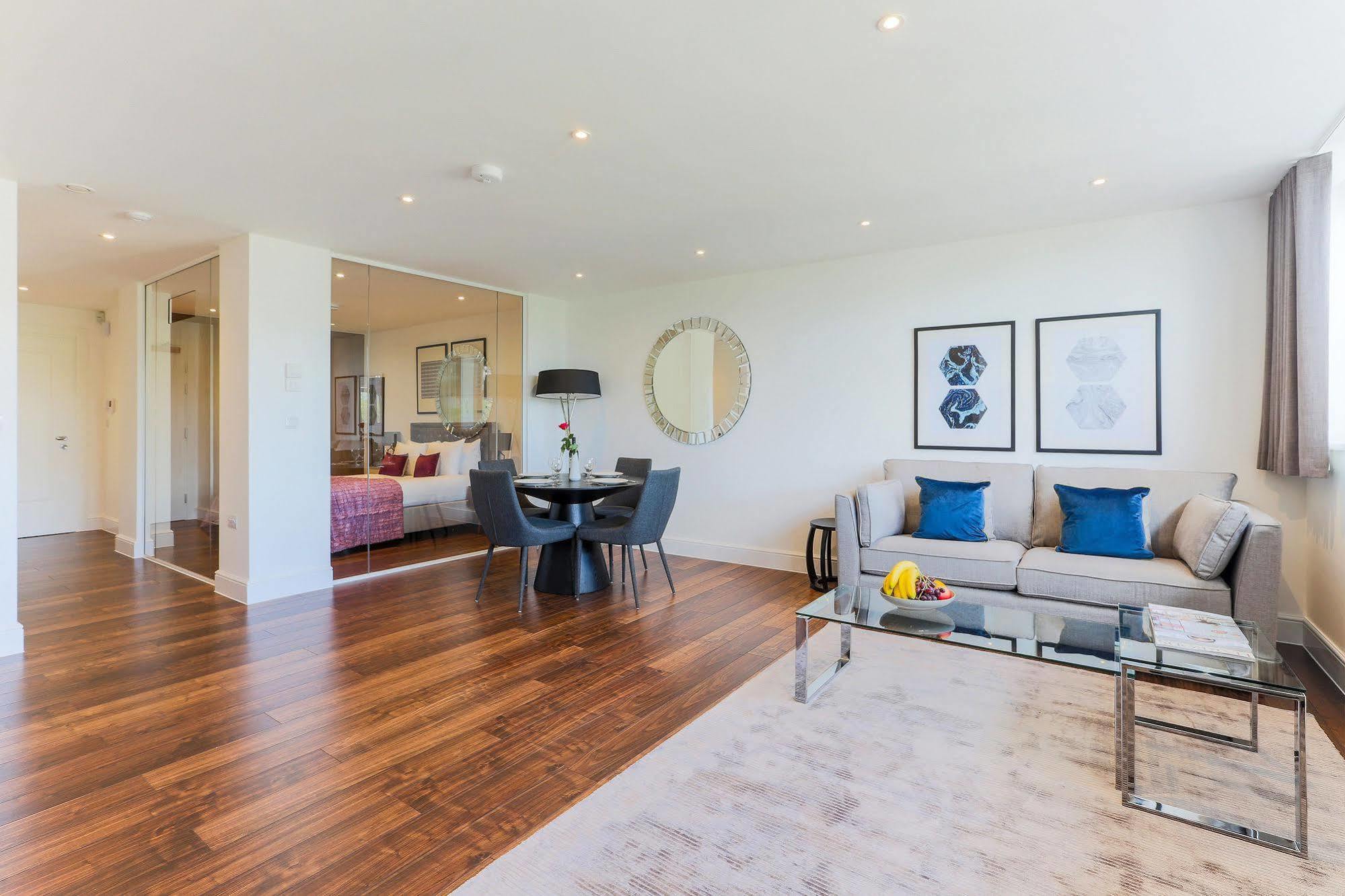 Swiss Cottage One London Ngoại thất bức ảnh